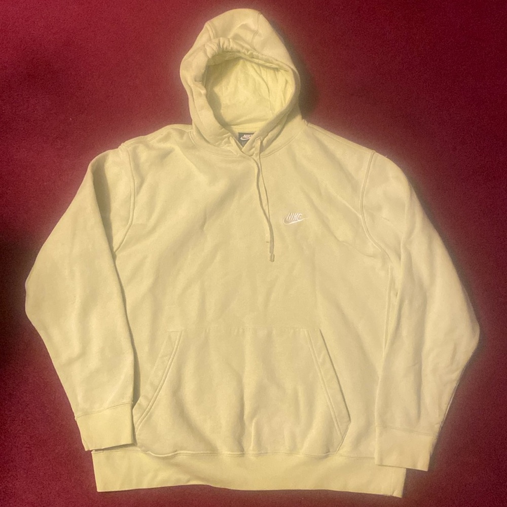Nike long sleeve hooded sweatshirt. Great used condition!